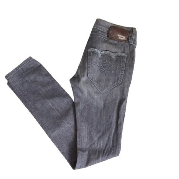 Women’s Diesel Grey Straight Jeans Size 26 US! - Picture 8 of 8